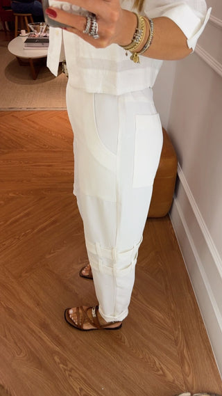 Calça Martingale